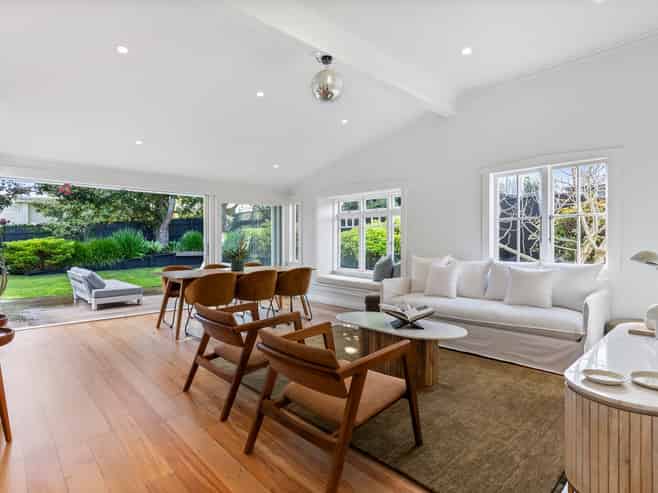 202 Queen Street, Northcote Point