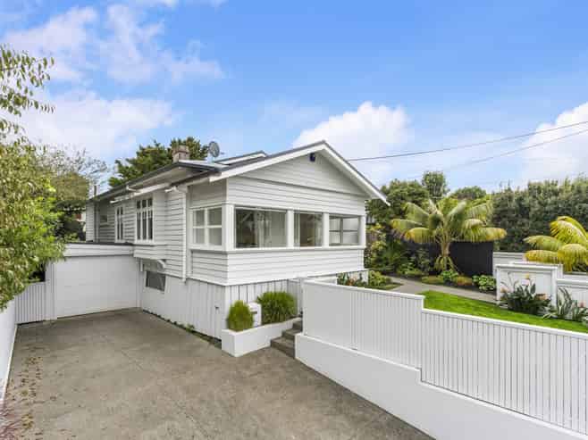 202 Queen Street, Northcote Point
