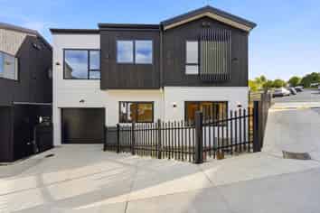 17A Cypress Place, Sunnynook