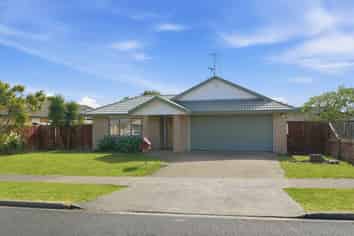 18 Broadhurst Road, Flat Bush