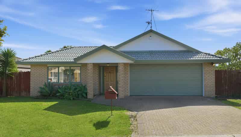 18 Broadhurst Road, Flat Bush