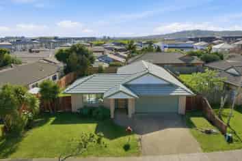18 Broadhurst Road, Flat Bush