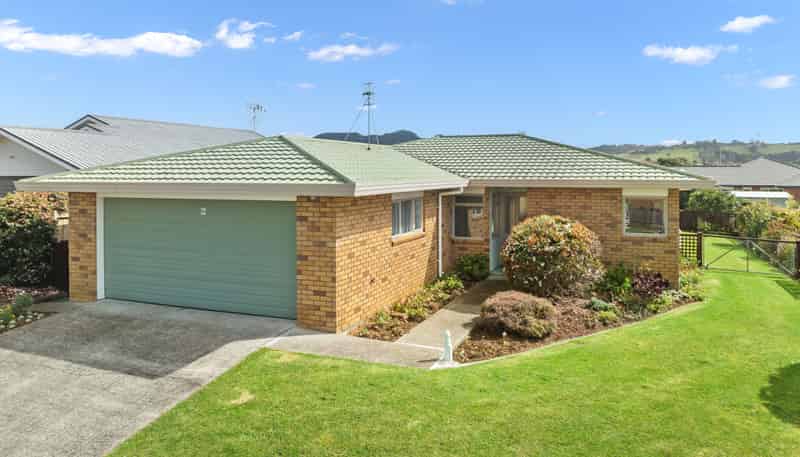 13 Elm Place, Tikipunga