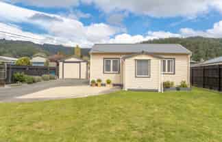 21A Korau Grove, Stokes Valley