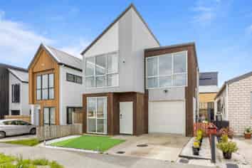 77 Matakohe Road, Westgate