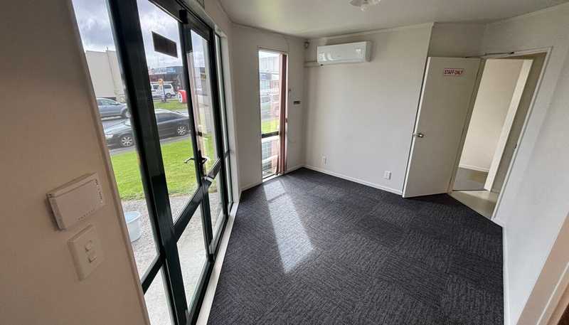A/6 Westech Place, Glen Eden