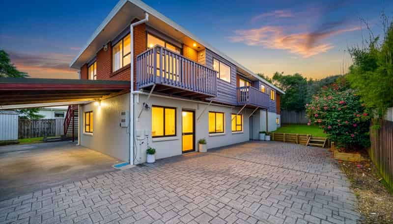 2/12 Grimshaw Place, Henderson