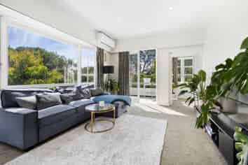 1 Simmonds Avenue, Three Kings