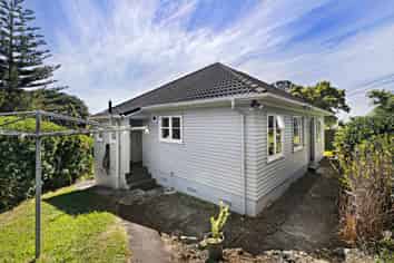 1 Simmonds Avenue, Three Kings