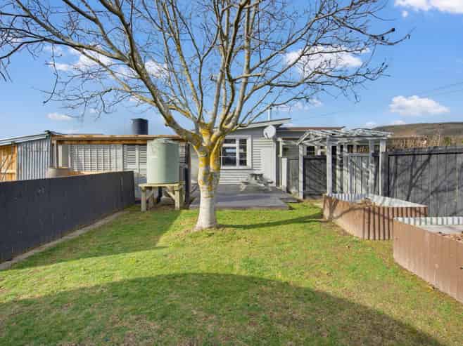 5169 Ettrick-Raes Junction Road, Ettrick
