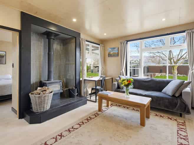 5169 Ettrick-Raes Junction Road, Ettrick
