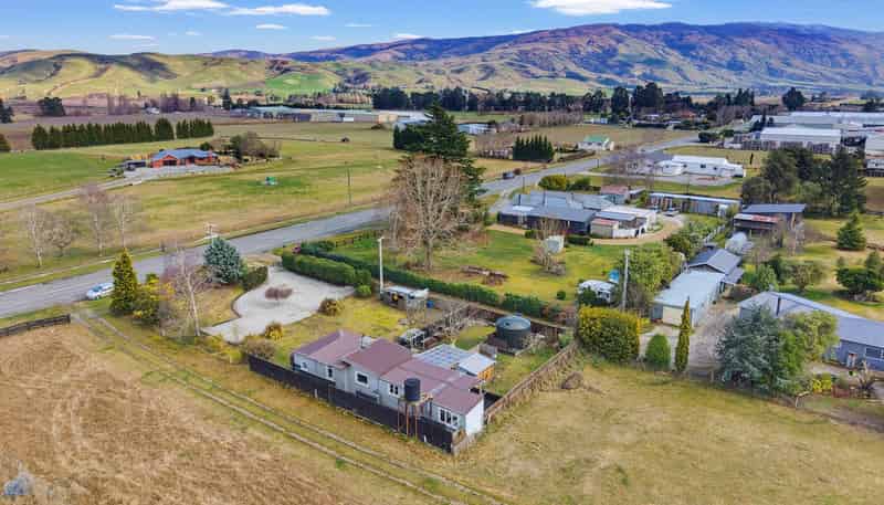 5169 Ettrick-Raes Junction Road, Ettrick