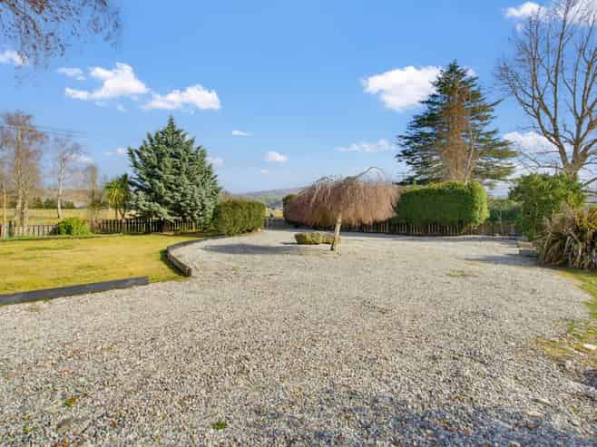 5169 Ettrick-Raes Junction Road, Ettrick