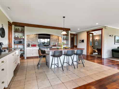 1248 Egmont Road, Egmont Village