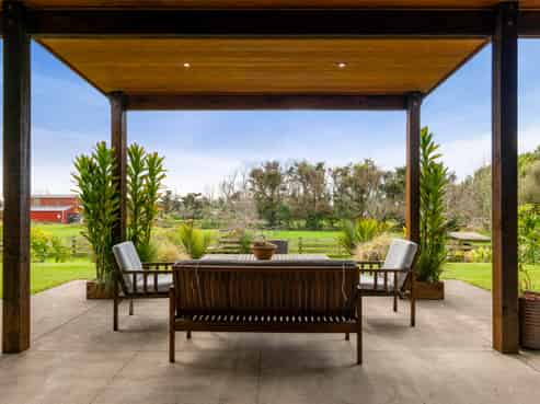 1248 Egmont Road, Egmont Village