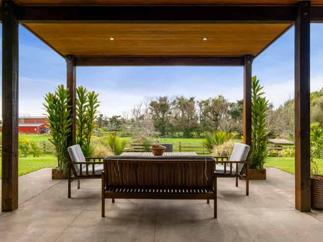 1248 Egmont Road, Egmont Village