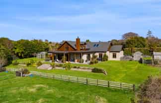 1248 Egmont Road, Egmont Village