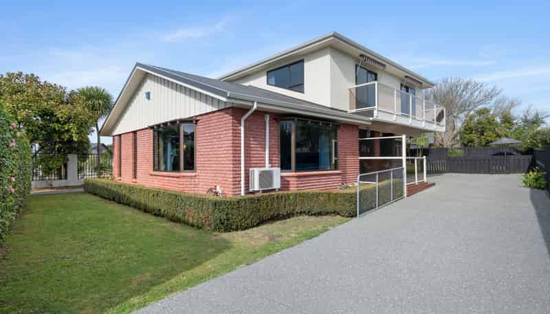 3 Seneca Place, Burwood