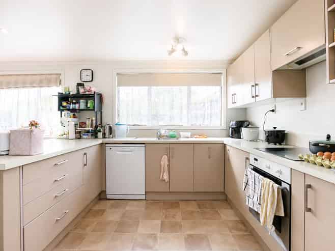 4 Michael Avenue, Dinsdale
