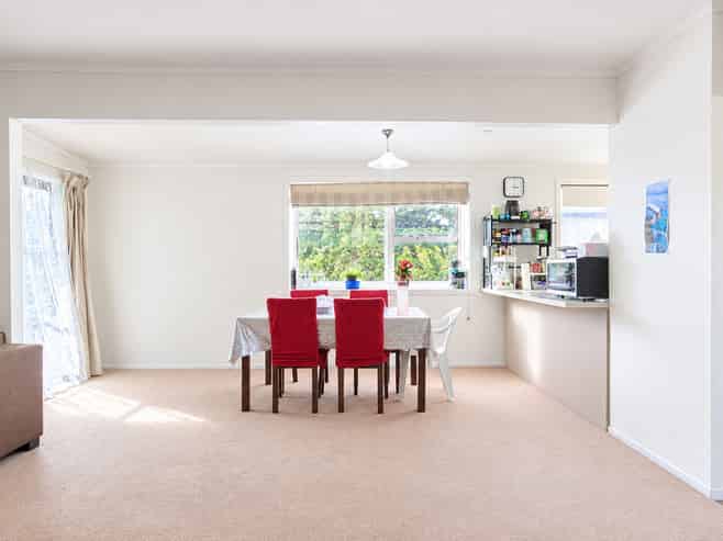 4 Michael Avenue, Dinsdale