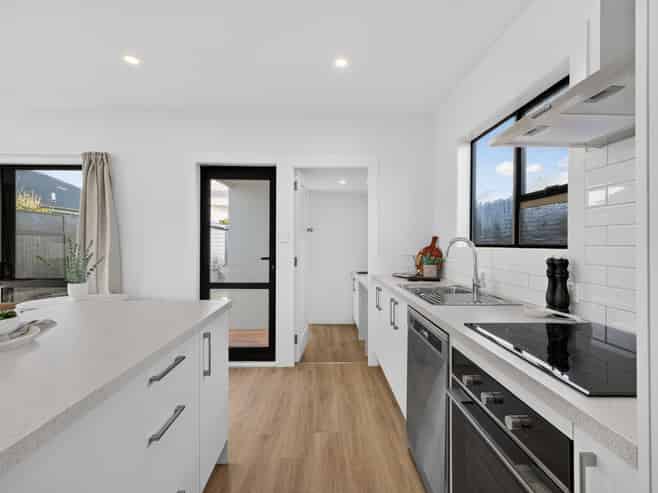 359 Estuary Road, South New Brighton