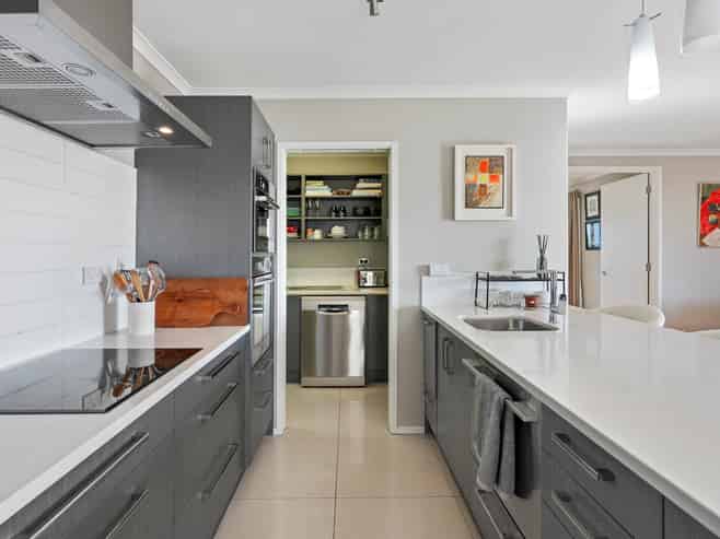 119 Rataroa Road, Miranda