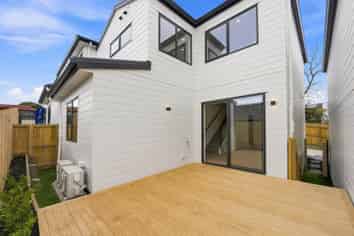 Lot 2/19 Glenshee Place, Highland Park