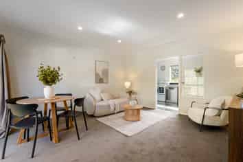 3A Southern Cross Crescent, Island Bay