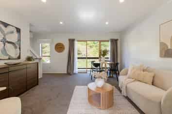 3A Southern Cross Crescent, Island Bay