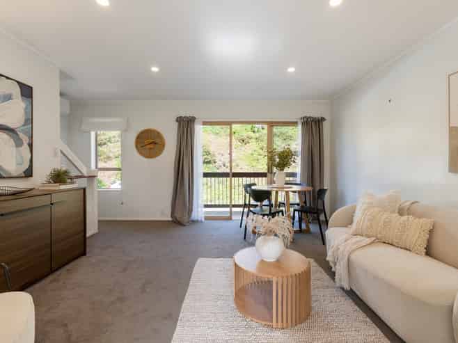 3A Southern Cross Crescent, Island Bay