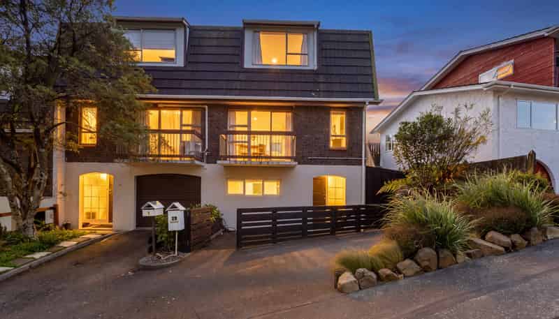 3A Southern Cross Crescent, Island Bay