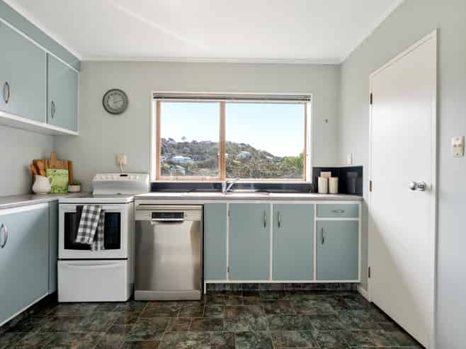 3A Southern Cross Crescent, Island Bay