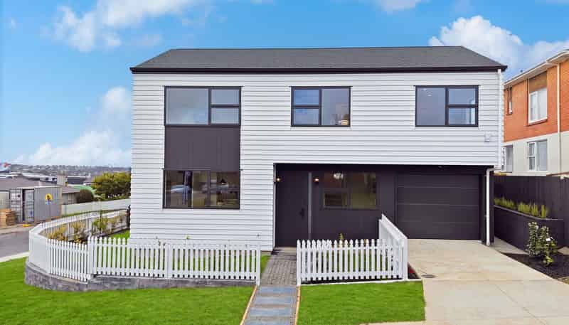 80 Bruce Road, Glenfield