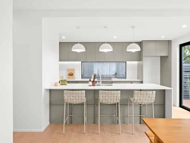1+3/768 River Road, Chartwell