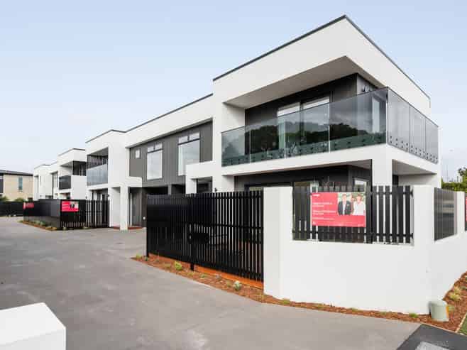 1+3/768 River Road, Chartwell