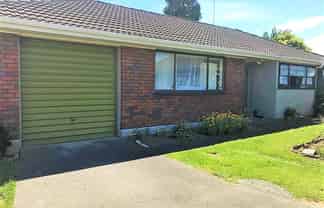 10A Grove Road, Papakura