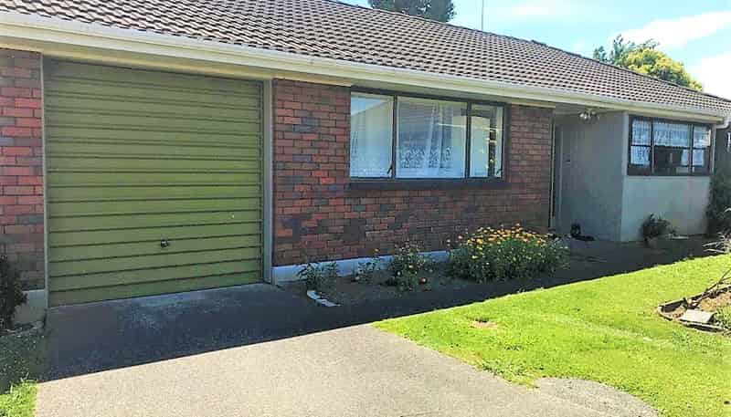10A Grove Road, Papakura