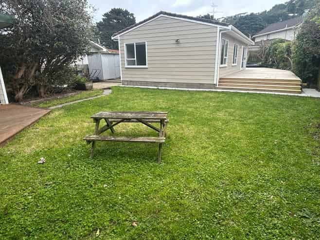84 Weka Street, Miramar
