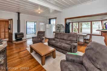 54 George Street, Hikurangi