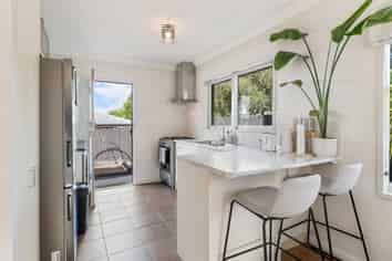 1/1 Broadview Place, Howick
