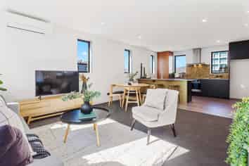 2/212 Hereford Street, Christchurch Central