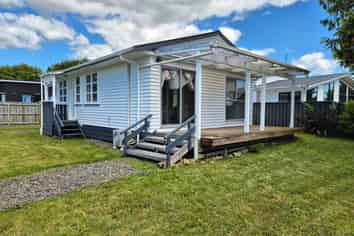 6 Kebbell Avenue, Levin