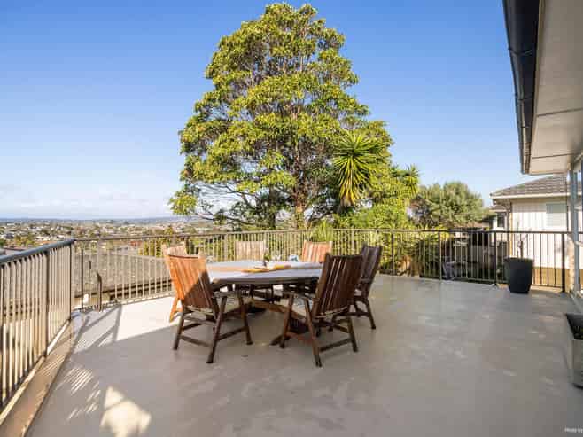 68 Bradbury Road, Botany Downs