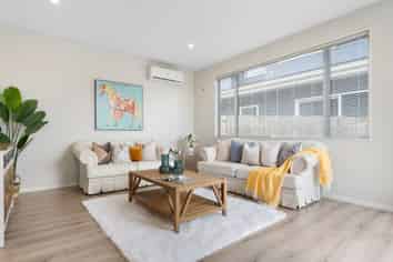 2B Crystal Avenue, Glendene