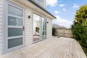 2B Crystal Avenue, Glendene