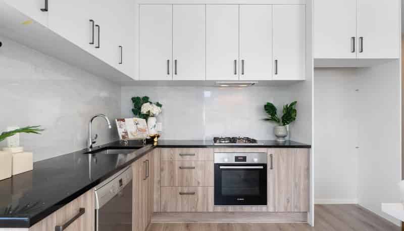 2B Crystal Avenue, Glendene