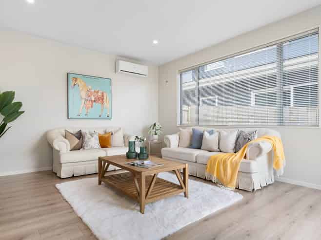 2A & 2B Crystal Avenue, Glendene