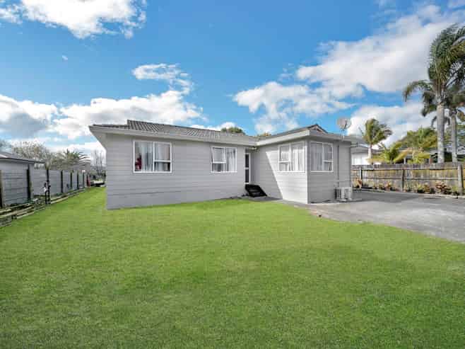 37 Penion Drive, Otara