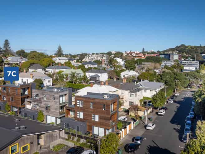 7C  Park Avenue, Grafton