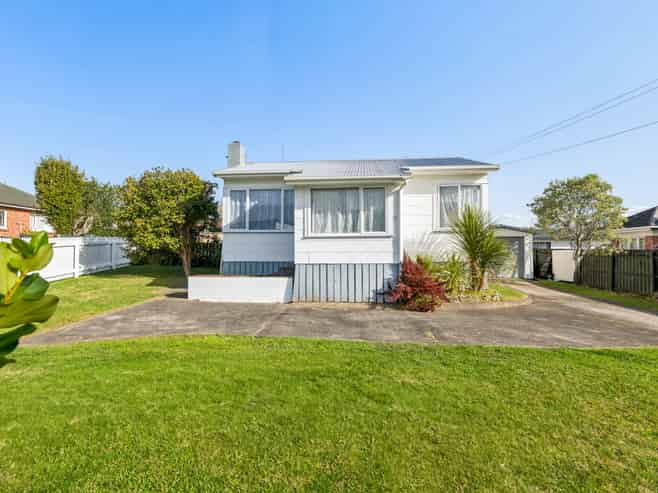 24 South Street, Papakura